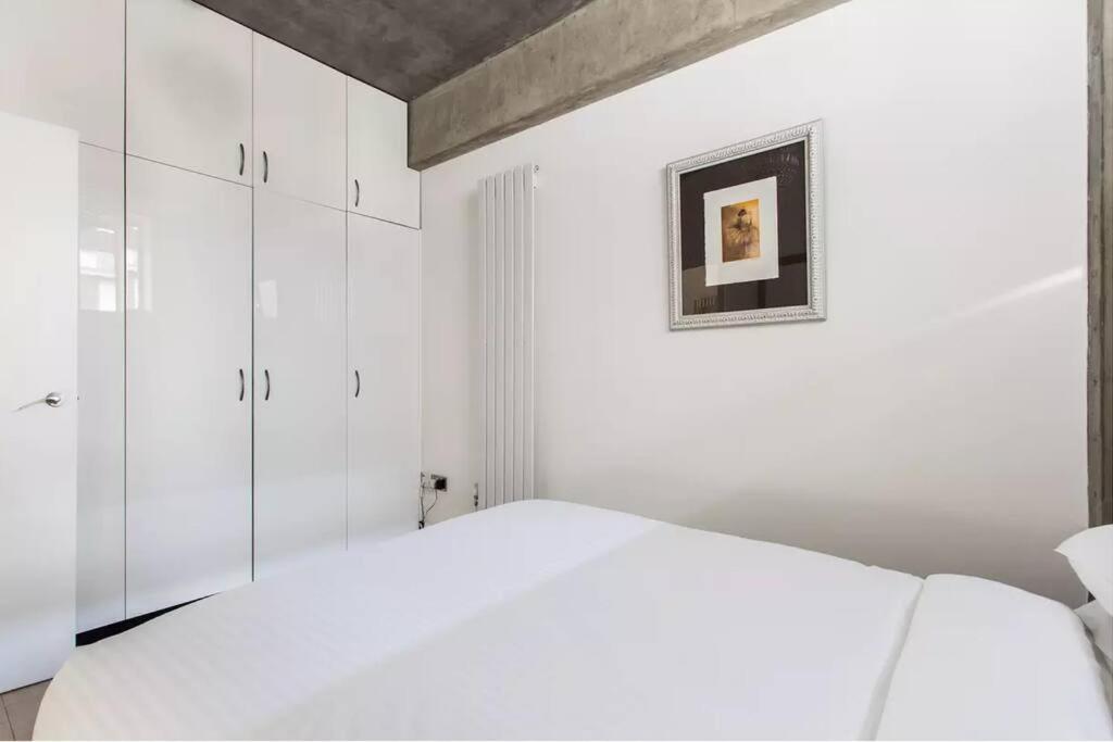 Canal-Side Apartment In Shoreditch London Ngoại thất bức ảnh