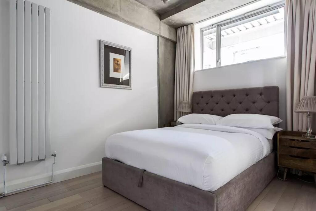 Canal-Side Apartment In Shoreditch London Ngoại thất bức ảnh